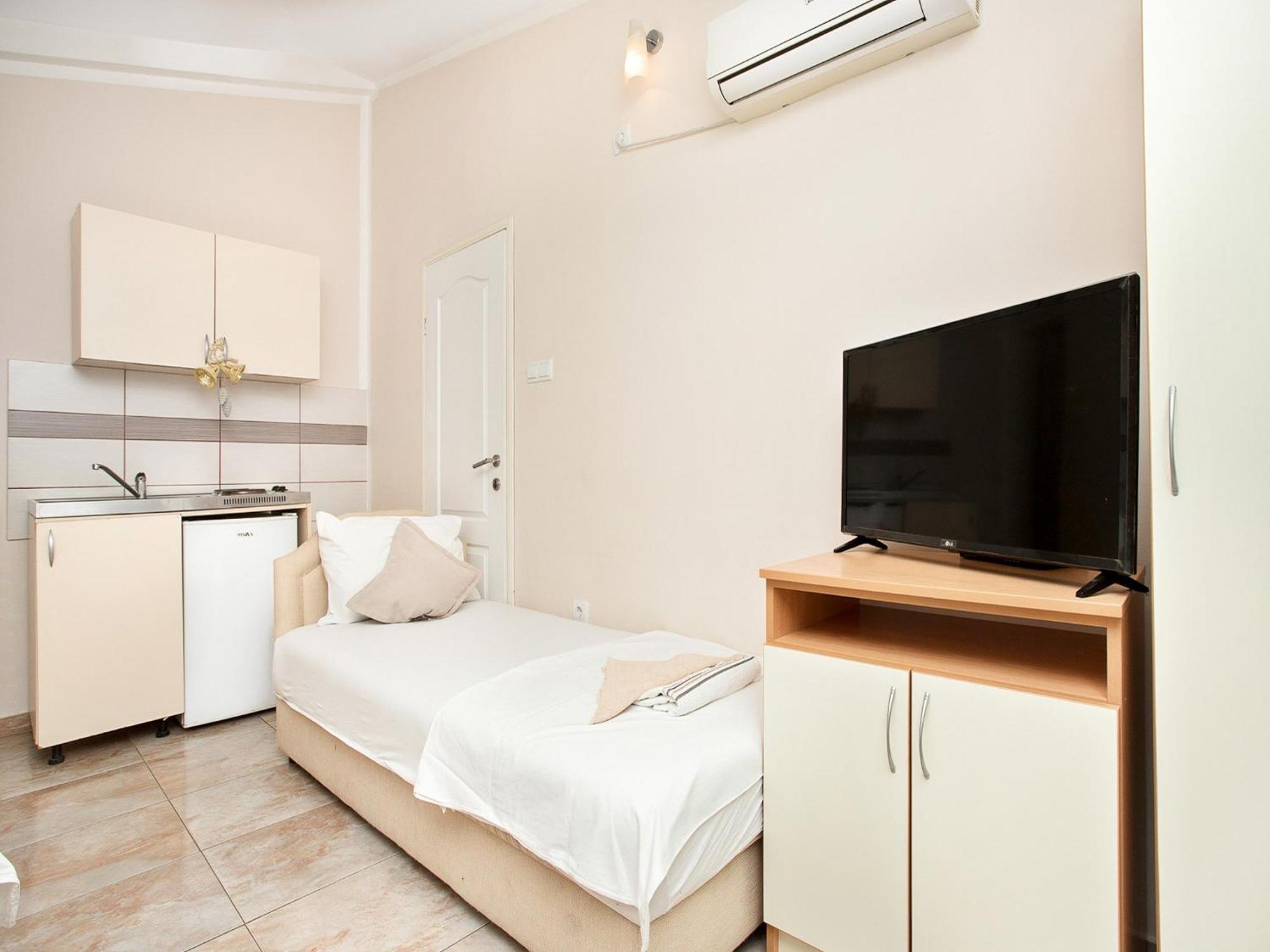 Perfect Near The Sea & Aqua Park Konukevi Budva